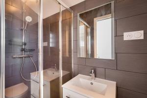 Maisons d'hotes Maison moderne avec jardin12 pers proche Paris & Disney : photos des chambres