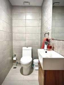 VIP DELUXE AND TOWER J7_POOL_GYM_SAUNE_WIFE