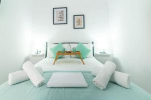 Modern & Stylish flat for friends & couples