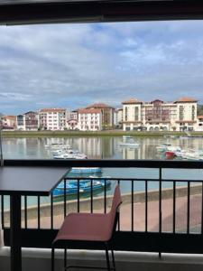 Appartements Vue plongeante sur l'eau : photos des chambres