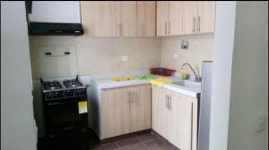 Via Ricaurte-Girardot-Colombia, Casa de dos pisos en Condominio