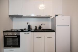 Sea flats with pool in Azur Residence