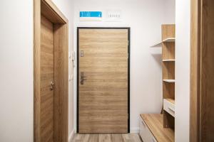 Sea flats with pool in Azur Residence