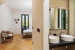 Villa B with Old town & sea view