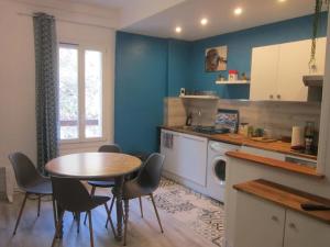 Appartements Appart F3 a 150 M de la plage avec parking prive : photos des chambres