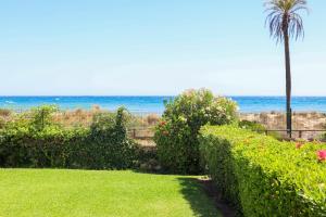 Frontline beach ground floor apartment - Los Monteros Palm Beach