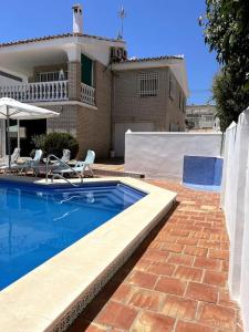 Detached Pool Villa, idyllic setting 450m to beach