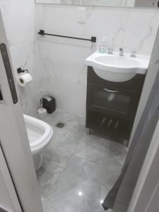 Av. Corrientes 1670 - Paseo La Plaza -