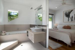 Nikatara - Mission Beach - 3 Bedroom Town House