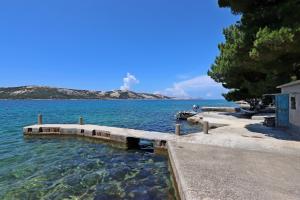 Apartment Stara Novalja 4153a