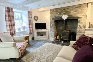 Stable Cottage - Delabole