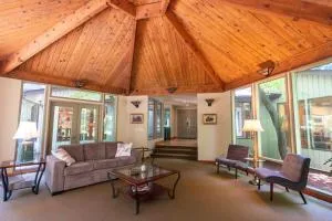 Bridle Trails Treehouse - Snyders Corner