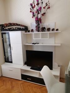 Family-friendly apartments with swimming pool Kneza, Korcula - 9720