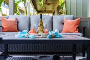 Kahana Village 13 Oceanview 3Bed 2Bath apts