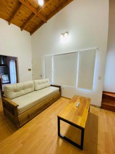 La alegre! Hermosa casa centrica y cerca del mar