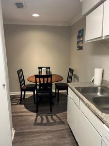 Beautiful 1-bedroom Townhome with nice amenities