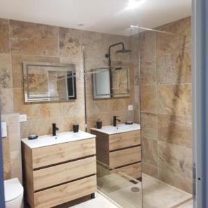 Le Studio d Aurélie avec SPA été en pleine campagne et proche de toute commodité