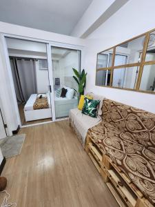 1bedroom apt at The Celandine near Ayala Mall Cloverleaf -