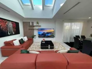 Skylight Splendour! - Canning Vale