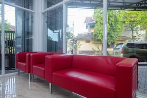 RedDoorz Syariah near Transmart Pabelan Solo