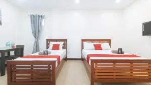 RedDoorz at RJs Bldg near Lyceum Gen Trias Cavite - Hulugan