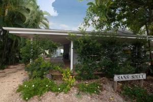 Beachfront on Mission - Absolute Beachfront