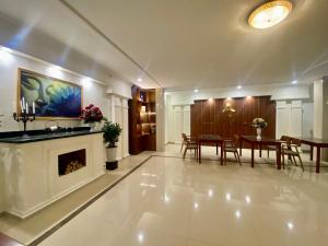 Le Centre Pleiku Hotel