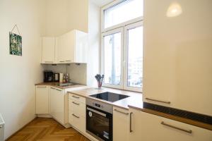 Raimond Apartment
