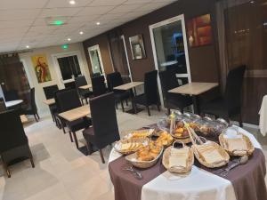 Hotels Hotel Le Cosy Blois Villebarou : photos des chambres