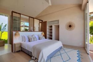 Exotic Seaview villa