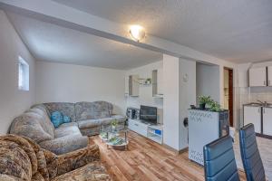2 BR House By The Creek near Plitvice Lakes - Happy Rentals