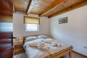 Plitvice Lakes House By The Creek - Happy Rentals