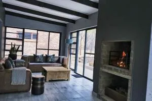 Woodpecker Villa Guesthouse - Doornfontein