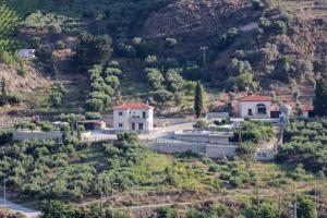 ReCrete - Retreat in Crete