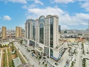 抚州钻石广场亚朵酒店 - 鹰潭