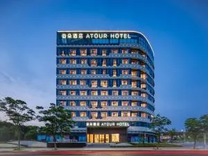 Atour Hotel Nanchang Chaoyang Jiuzhou Tianhong - Taohua