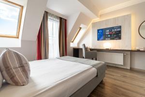 Single Room with Bathroom room in Hotel Trzy Wyspy