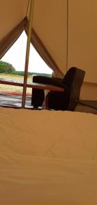 Tentes de luxe La tente saharienne du Perche .Chevaux. : photos des chambres
