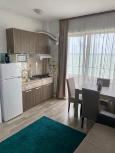 Virgo Summerland Apartaments
