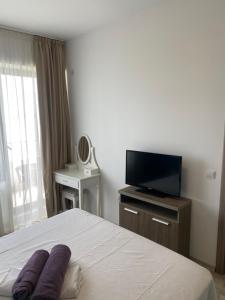 Virgo Summerland Apartaments