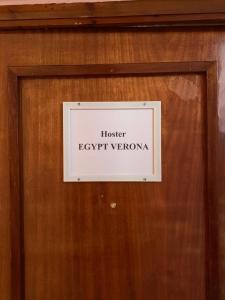 HOSTER EGYPT VERONA centro de Tomelloso