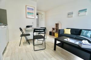 Appartements Cabine de plage n°1 *50m de la mer* : photos des chambres