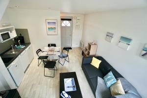 Appartements Cabine de plage n°1 *50m de la mer* : photos des chambres