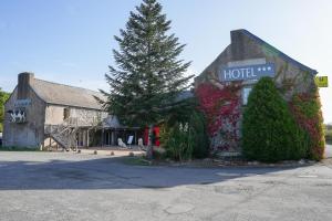 Hotels Logis L'Abreuvoir : photos des chambres