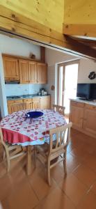 Mansarda a Carciato, trilocale in montagna