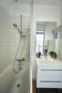 Appartements Cabine de plage n°2 *50m de la plage* : photos des chambres