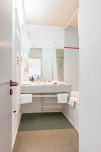 Appart'hotels CERISE Dax - Les Jardins du Lac : photos des chambres