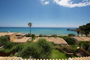 Private Veranda to the Sea New Era Home 32 by New Era - 4hvězdičkové hotely ve městě Glyfada