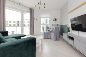 Metro Bielany Apartments by Renters