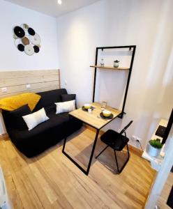 Appartements [Le Bartayres 2] Studio cosy centre ville : photos des chambres